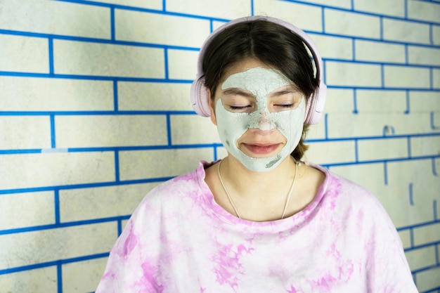 Z czego można zrobić maseczkę na twarz w domowych warunkach?